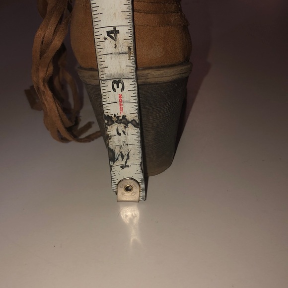 4/$35 Brown high heel boots. Size (8) in women’s. - Picture 6 of 6